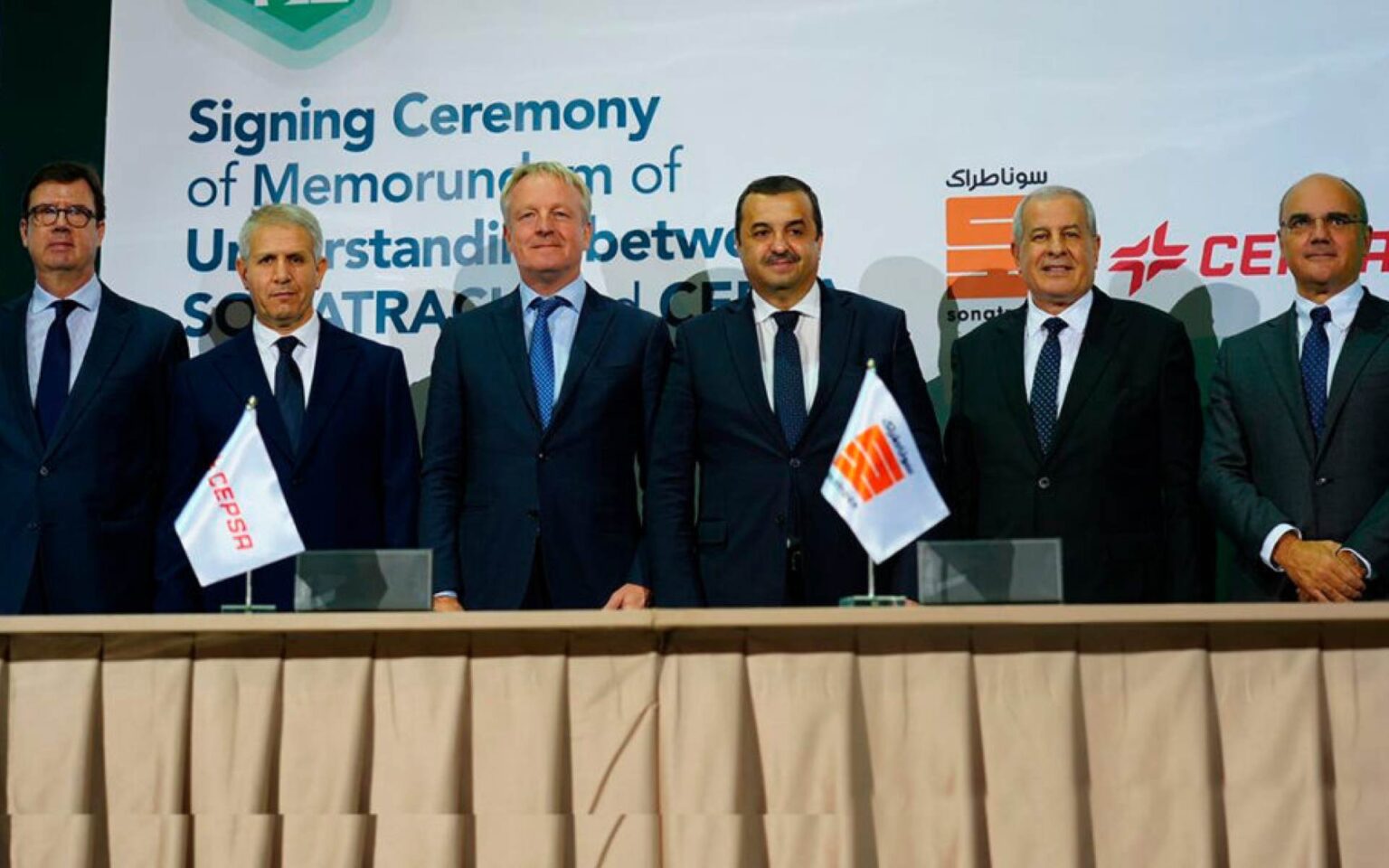 Sonatrach, CEPSA Sign Green Hydrogen MoU